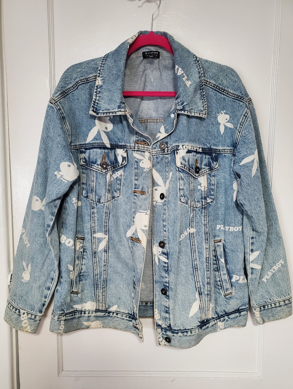 🆕️ PLAYBOY X PACSUN Blue Denim Jacket with White Bunny Print sz xs/s